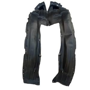 แผ่นบังโคลนหน้ารถยนต์โตโยต้า ปราโด ปี 2009 สีดำ พลาสติก รุ่น 5M806-0G010/20 อะไหล่ทดแทน - Product Image 2