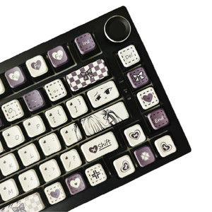 Teclado Mecánico Personalizado de la Serie Big Miss con Teclas PBT Sublimadas en Blanco y Negro, 119 Teclas Originales, Altamente Personalizable - Product Image 5