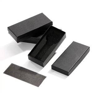 Boîte de présentation élégante noire légère rectangulaire pour montres, organisateur de rangement pour montres-bracelets homme et femme, idéale pour la présentation de cadeaux - Product Image 3