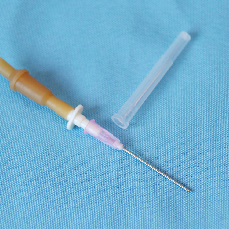Consumibles médicos juego de transfusión de sangre desechable CE ISO juego de transfusión de sangre con aguja para suero