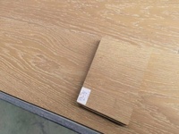 Parquet en chêne européen massif multicouche, brossé léger, huilé naturel, largeur 240 mm