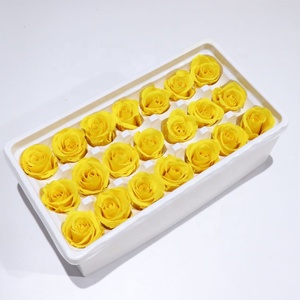 Rosa Stabilizzata Eterna 2-3cm in Confezione Regalo per Decorazioni Festive, Regalo di Nozze, Fiori Secchi - Product Image 5