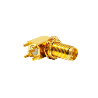 Conector Coaxial RF SMA Hembra de Ángulo Recto para PCB, 50 Ohmios, Chapado en Oro, Montaje Industrial de 90 Grados a Través del Orificio