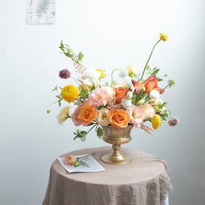 Elegantes Macetas de Hierro de Estilo Europeo, Diseño Retro Art Deco, Floreros Vintage para Arreglos Florales, Decoración para Bodas y Hogar - Product Image 3