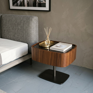 Commode de nuit en rotin sur mesure |   Armoire de lit en placage de noyer sur mesure avec deux tiroirs pour appartement, chambre à coucher, hôtel - Product Image 5