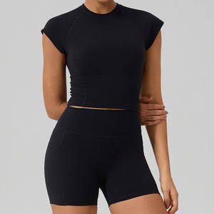 Ensemble 2 pièces de yoga et fitness pour femmes, séchage rapide, polyester/nylon, col rond, taille élastique, haut à manches courtes, short, dos ouvert, OEM ODM - Product Image 2