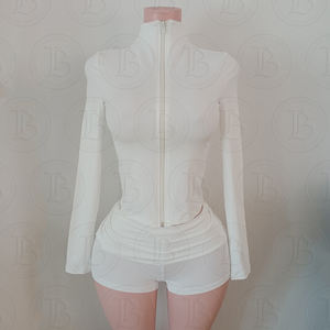 Pakaian Musim Gugur Wanita Set Yoga Dua Potong Logo Kustom Jaket Dengan Celana Pendek Olahraga Gym Workout Fitness Set Tracksuit 2 Potong - Product Image 5