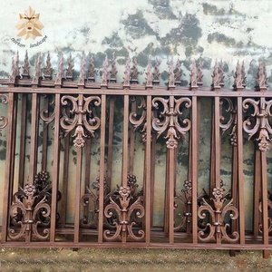 Panel Pagar Logam Berkualitas Tinggi yang Dapat Disesuaikan, Pagar Besi Cor Ornamen Berwarna Coklat untuk Dijual dengan Harga Pabrik - Product Image 1