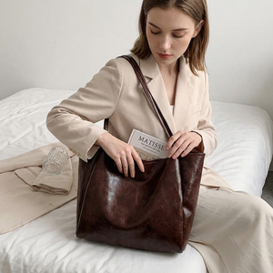 Derniers modèles de sacs à main décontractés en cuir véritable faits à la main, qualité supérieure, personnalisables, écologiques, imperméables, avec fermeture éclair antivol - Product Image 1