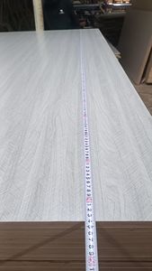 ไม้อัดเมลามีนเคลือบขนาด 4x8 18 มม. เกรด E1 สำหรับเฟอร์นิเจอร์รถบ้าน ตู้ครัว ตู้เสื้อผ้า - Product Image 4