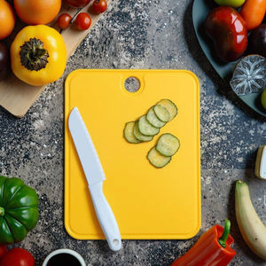 Tabla de Cortar de Plástico <span class=keywords><strong>con</strong></span> Patas de Goma para Cocina, Tabla de Servicio de Alimentos para Niños, Libre de BPA, Antideslizante, Material PP Duradero, Utensilios de Cocina - Product Image 1