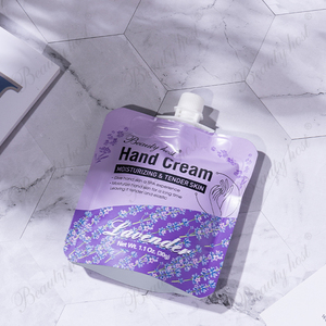 Nouveautés 2024 - Trousse de soin du corps au parfum de lavande pour les voyages - Crème pour les mains et les pieds et gommage pour le corps - Product Image 5