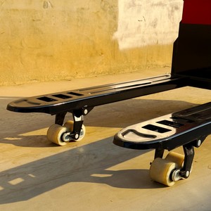 Chariot à palettes manuel de 2 tonnes avec pompe à levage rapide, capacité de levage élevée, chariot à palettes manuel robuste |   Certifié CE pour la logistique des entrepôts UE et américains - Product Image 5