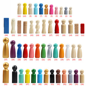 Set di figurine di famiglia artigianali da 50 pezzi, legno naturale e decorazioni con finitura metallica, con custodia in velluto per decorazioni per la casa - Product Image 2