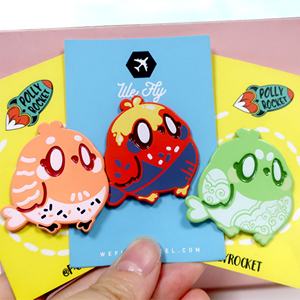 Badge en métal personnalisé au design mignon, logo personnalisé, vente en gros, épinglette en émail dur motif dessin animé mignon anime - Product Image 4