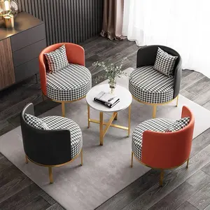 Hot Fashion Design Geruite Ronde Rugleuning Stoel Comfortabele Vrijetijdse Eetkamerstoel Eenvoudig Rooster Luxe Stoelen