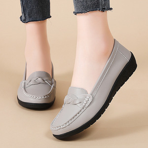 Nuevos Mocasines de Enfermera para Mujer 2025 del Fabricante Directo, Zapatos Planos Casuales sin Cordones para Mamá con Suela de Goma, Moda Sólida de Otoño - Product Image 4