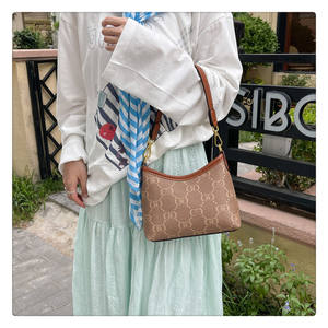 Bolso Tote Espacioso y Moderno, Versátil, Bolso de Mano Elegante, Bolso Cruzado de Un Solo Hombro, Bolso de Lujo para Mujer - Product Image 3