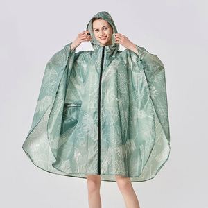 Poncho Impermeable Curvo de Poliéster para Mujer, Impermeable Ligero y Portátil con Estampado, para Senderismo con Mochila - Product Image 2