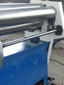 SUPERTECH ESR-3.5 * 1300: Nâng cấp xưởng kim loại tấm của bạn với Máy cán có động cơ công suất cao này - Product Image 4