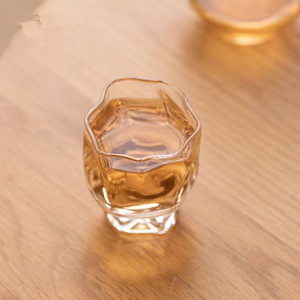 <span class=keywords><strong>Verre</strong></span> <span class=keywords><strong>à</strong></span> shot classique personnalisé, écologique, style origami, créatif, sculptural, <span class=keywords><strong>à</strong></span> <span class=keywords><strong>pied</strong></span> bas, mini, épais, pour la décoration intérieure - Product Image 3