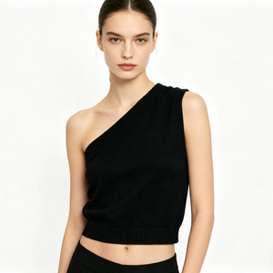 Débardeur en tricot asymétrique en coton certifié BCI, noir, à une épaule, sans manches - Product Image 1