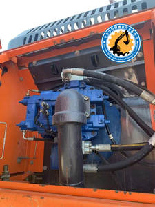 Excavadora sobre orugas usada Doosan DX500 a la venta a precios bajos centrada en el motor y los componentes principales - Product Image 6