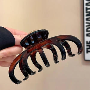 Pinzas de Pelo con Diseño de Leopardo, Venta al Por Mayor de Fábrica, Pinzas de Pelo de Plástico Esmerilado de Alta Calidad para Mujer - Product Image 3