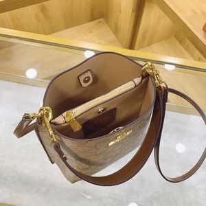 Le sac bandoulière en forme de seau pour femme a une grande capacité et est doublé de matériau PU (fabriqué en fibre de polyester). - Product Image 4