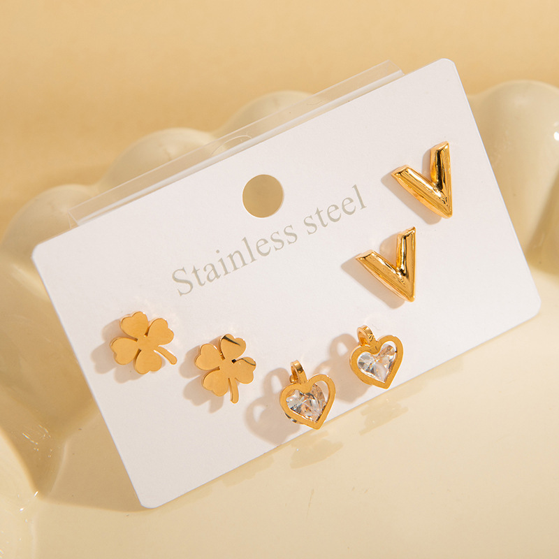 1-Love heart earrings