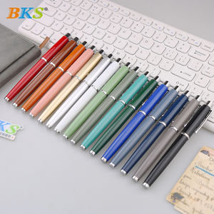 Set Pulpen Gel Logam Ringan 28.8g yang Stylish dengan Ujung 0.5mm dan Tinta Biru untuk Mencatat dan Menandai Lebar Tulisan 0.5mm - Product Image 1