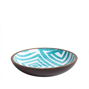Tazón de Madera de Mango Hecho a Mano con Interior Esmaltado, Diseño Minimalista para Servir Alimentos, Decoración del Hogar y Servir Comida - Product Image 6