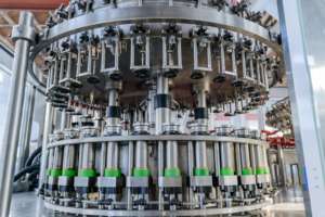 Completo Automático Csd Refrigerantes Carbonatados Bebidas Energéticas Refrigerante Bebida Água Pet <span class=keywords><strong>Bottle</strong></span> Filling Plant Linha De Produção - Product Image 5