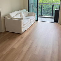 Plancher en vinyle SPC à clipsage étanche avec sous-couche IXPE pour la rénovation résidentielle