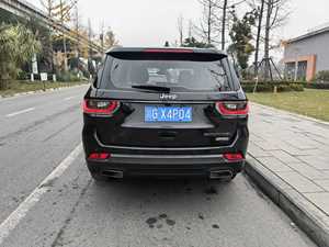 Jeep Commander 2018 2.0T FWD SUV Usato, 234 CV Turbo, Cambio a 9 Velocità, 5 Posti, Americano, Ben Mantenuto, Pronto per la Spedizione - Product Image 4