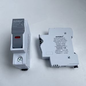 TUV CE 10*38mm DC 1000V Solaire PV <span class=keywords><strong>Fusible</strong></span> <span class=keywords><strong>Fusible</strong></span> <span class=keywords><strong>20A</strong></span> Avec LED Porte-<span class=keywords><strong>Fusible</strong></span> Protection pour Système Solaire - Product Image 4