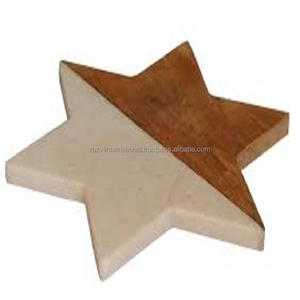 Planche à découper en bois et marbre en forme d'ananas, accessoire de cuisine fonctionnel et élégant - Product Image 4