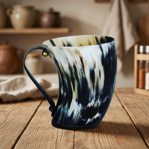 Chopes à bière personnalisées B.S INTERNATIONAL en corne naturelle d'animaux, écologiques, avec couvercle en bambou, compatibles lave-vaisselle, pour anniversaire - Product Image 1