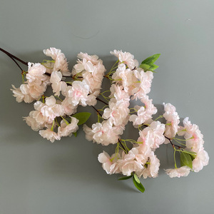 Fleurs de <span class=keywords><strong>cerisier</strong></span> artificielles de haute qualité, tiges de fleurs de <span class=keywords><strong>cerisier</strong></span>, branche d'arbre de <span class=keywords><strong>cerisier</strong></span> pour la décoration de mariage, artificielles - Product Image 5