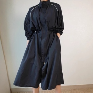 Para Sehe moda mujer cuello alto suelto cintura alta vestido hasta la rodilla Split gabardina estilo liso teñido cintura Natural - Product Image 3