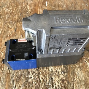 วาล์วไฮดรอลิก Rexroth รุ่น R901382516 4WRPEH 6 C3 B40L 3X V 24F1 วาล์วควบคุมทิศทางสำหรับใช้งานในอุตสาหกรรม - Product Image 3