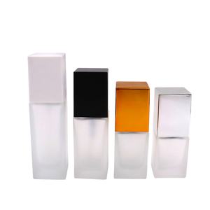 Flacon pompe carré transparent vide en verre de 15/30 ml pour fond de teint liquide, rechargeable, portable, MOQ 100 pièces, crème pour le visage - Product Image 1