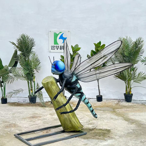 Piante Fiorite Animatroniche Colorate, Modello Realistico di Fiore Mangia-Uomo per Decorazione - Product Image 3