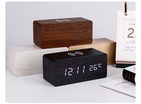 Hotselling Home Decor Draagbare ABS Digitale LED Bureau Wekkers Draadloze Telefoonoplader Moderne LUMINOVA Stille Eco-vriendelijke