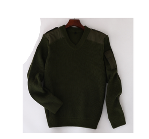 DFS0904 Sweaters tactiques pour hommes en vert olive avec poches sur les manches et autres accessoires - Product Image 2