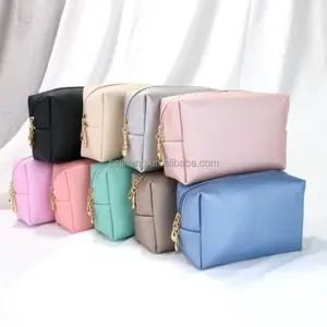 New Design Gift Travel Bathroom Pink Leather Makeup Bag Ladies Custom Waterproof Large Travel Cosmetic Zipper Makeup Bag