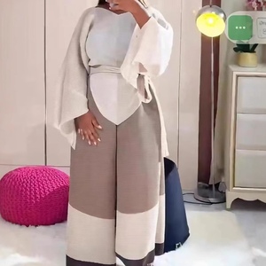 Conjunto de 2 Piezas para Mujer Talla Grande Africana, Top Asimétrico Plisado Informal y Pantalones Largos con Bloques de Color, Corte Holgado, a la Moda - Product Image 1