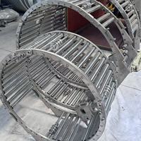 Machine de réparation de revêtement de pipeline en spirale sans tranchée pour la réhabilitation des égouts et des canalisations d'eau de pluie, DN300-DN5000