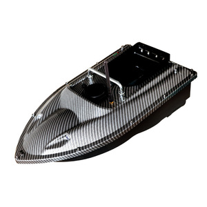 Barco Cebador de Pesca 54x27x21cm con Control Remoto, Retorno con un Solo Botón, Alimentado por Batería, Revestimiento de Fibra de Carbono, Camuflaje Verde - Product Image 1