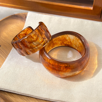 Nuevo Brazalete Ancho de Resina Acrílica con Diseño de Nicho, Brazalete Retro de Moda Color Ámbar, Joyería para Mujer